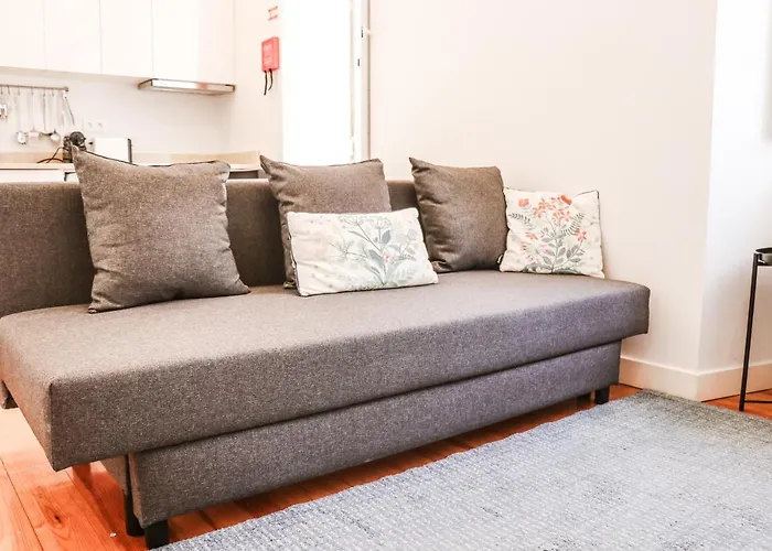 Golden Place - Cacilhas *